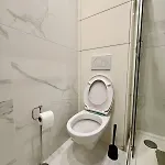 Charming In The Heart Of - Total Comfort *
