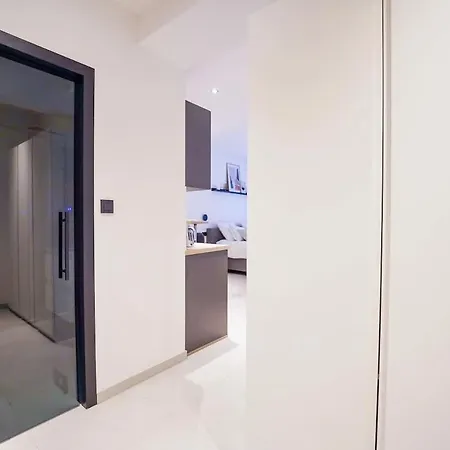 Charming In The Heart Of - Total Comfort